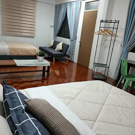 Summer Homestay@Civic Centre Sibu Exterior photo