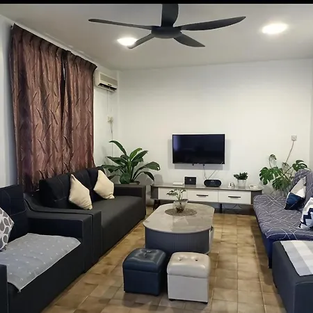Summer Homestay@Civic Centre Sibu Exterior photo